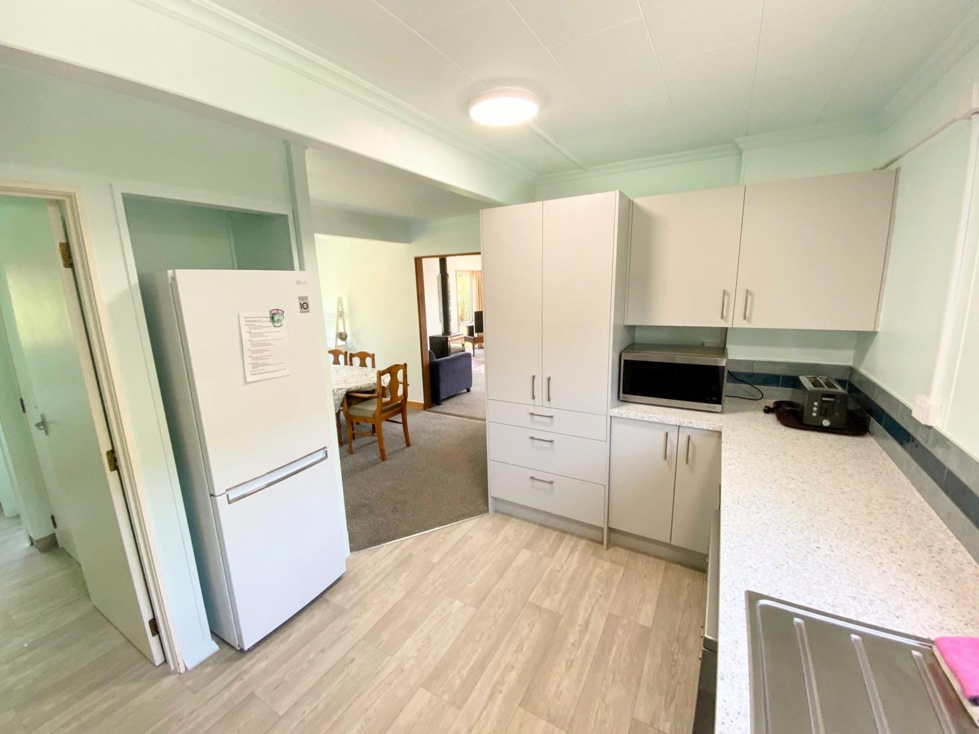Coastal Charm In Patons Rock Rangihaeata